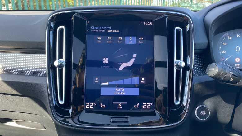 Volvo Xc40 2.0 D4 [190] R DESIGN Pro 5dr AWD Geartronic Diesel Estate